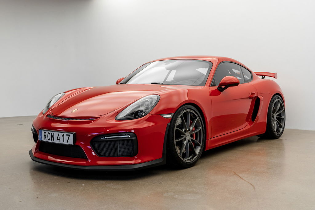 Porsche 981 Cayman GT4