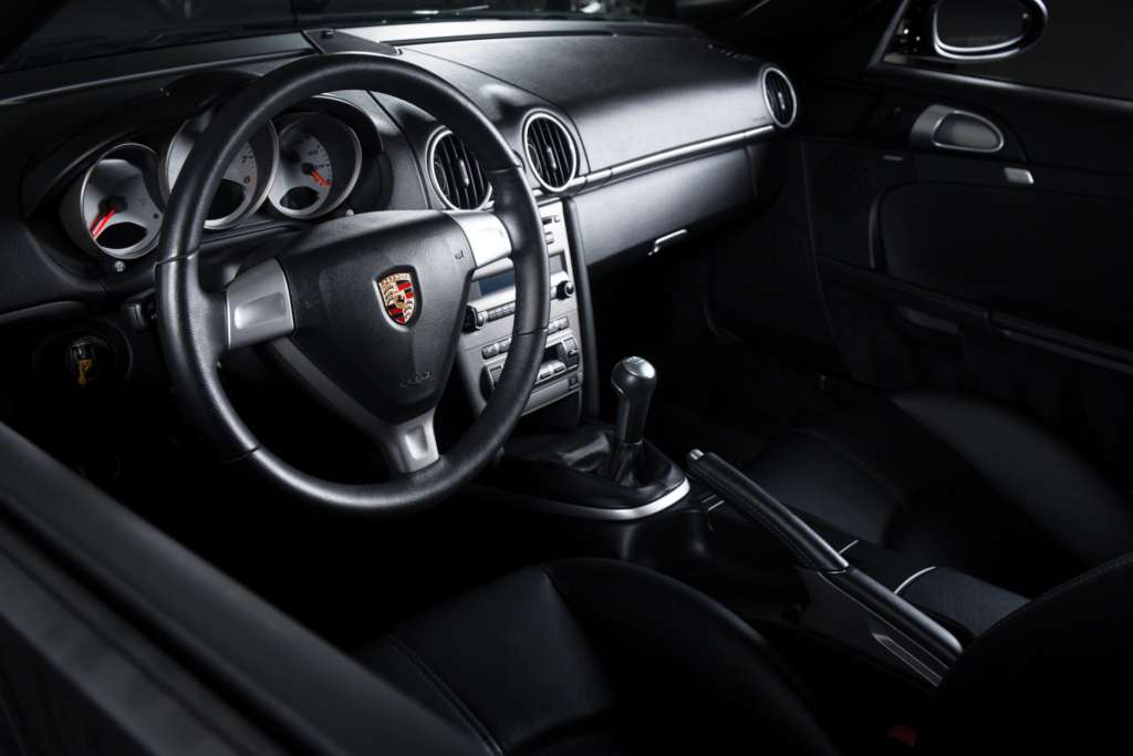 Porsche Cayman 987.1 interior