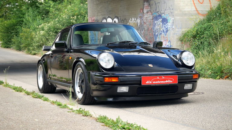 Porsche 911 Carrera 3.2