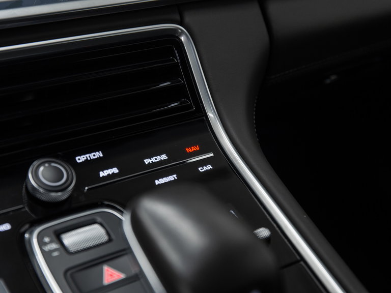 Porsche Panamera 4 E-Hybrid