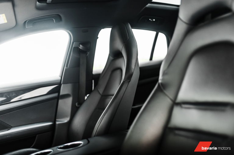 Porsche Panamera 4 E-Hybrid