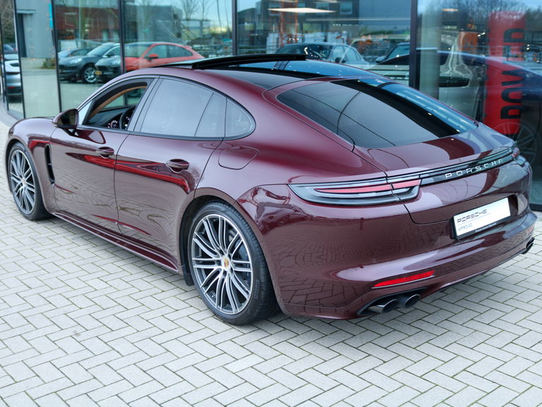 Porsche Panamera 4 E-Hybrid