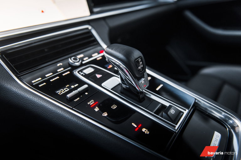 Porsche Panamera 4 E-Hybrid