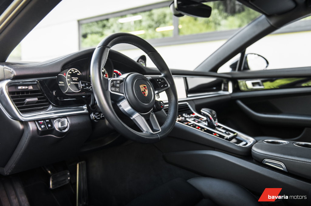 Porsche Panamera 4 E-Hybrid