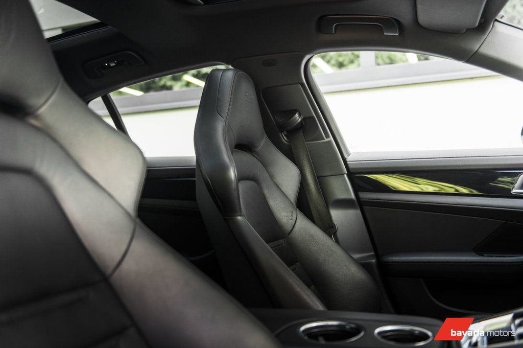 Porsche Panamera 4 E-Hybrid