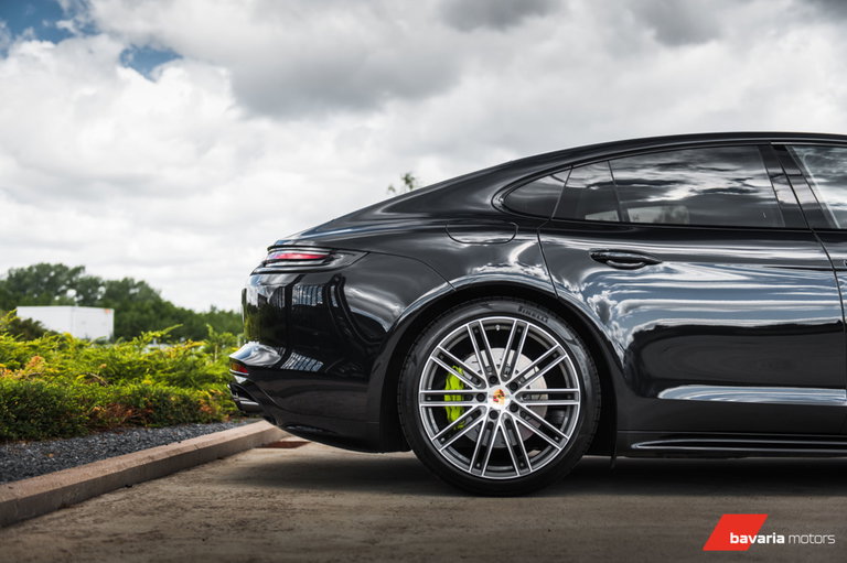 Porsche Panamera 4 E-Hybrid