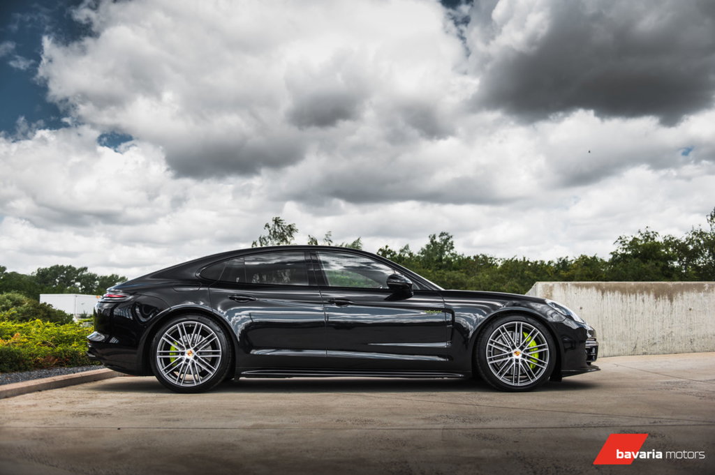 Porsche Panamera 4 E-Hybrid