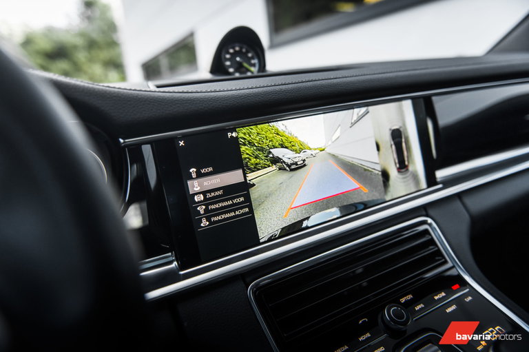 Porsche Panamera 4 E-Hybrid