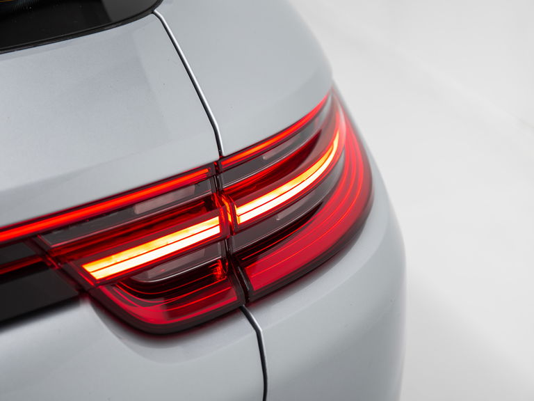 Porsche Panamera 4 E-Hybrid