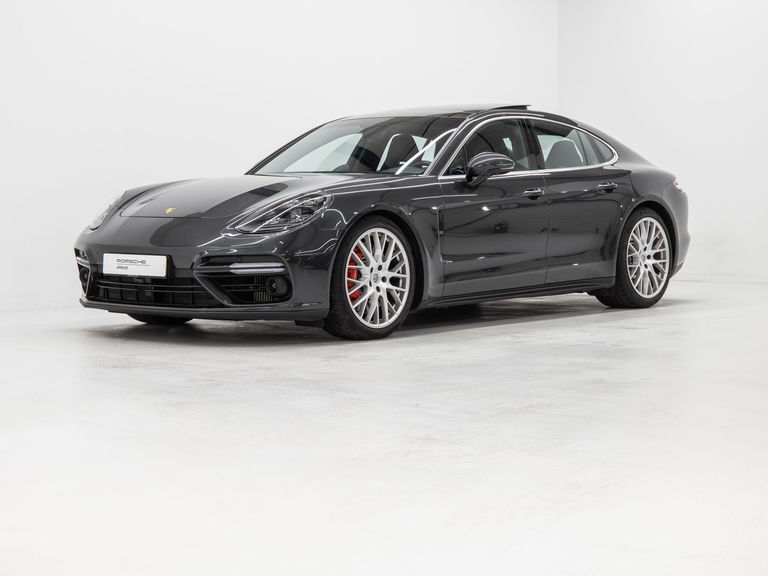 Porsche Panamera Turbo