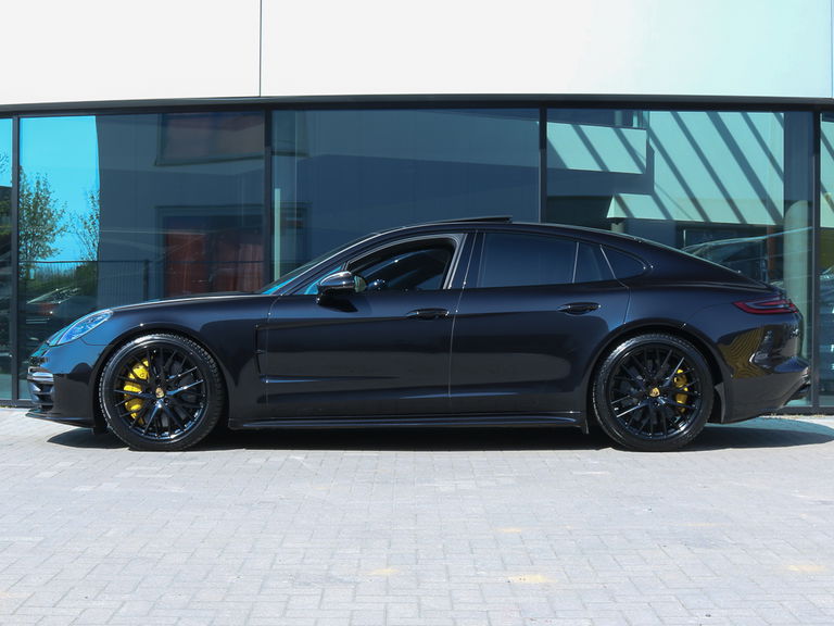 Porsche Panamera Turbo