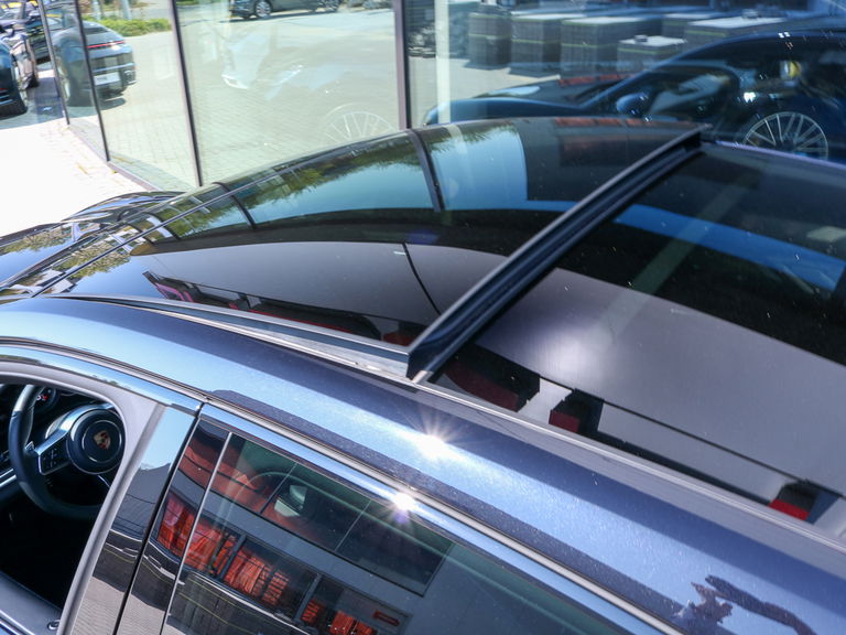 Porsche Panamera Turbo