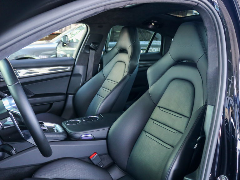 Porsche Panamera Turbo