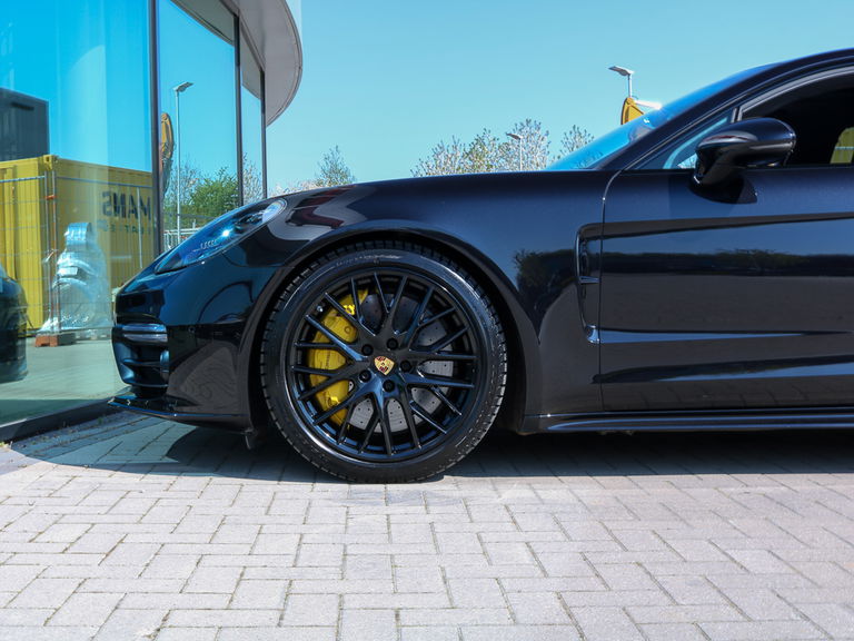 Porsche Panamera Turbo