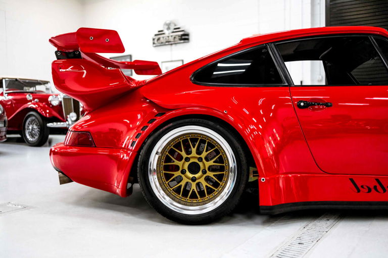 Porsche 911 Modified
