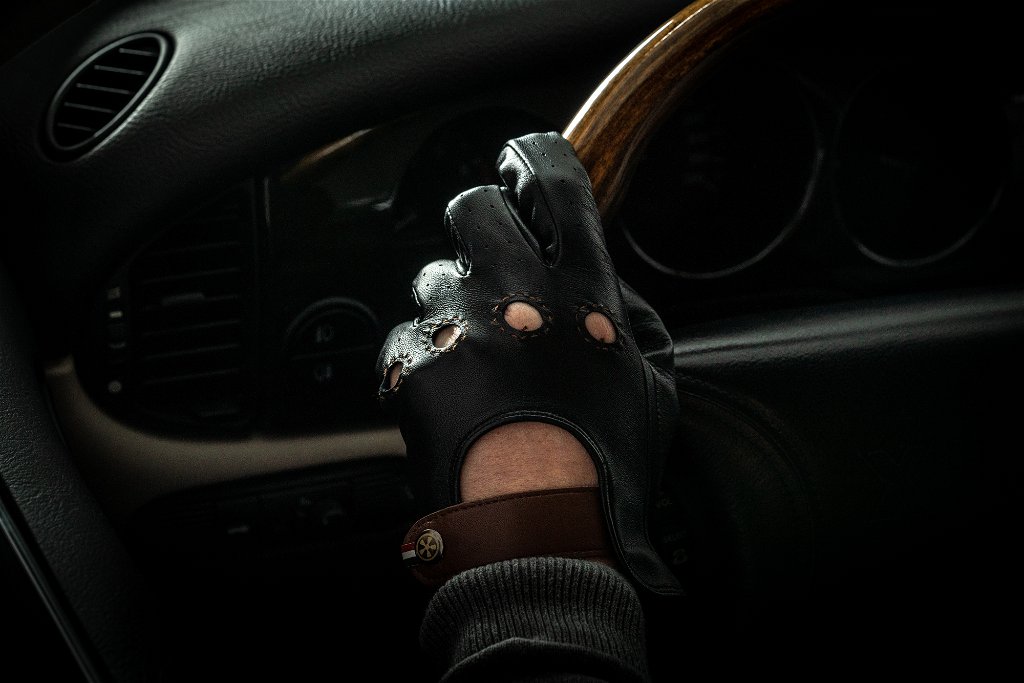 Driver gloves 