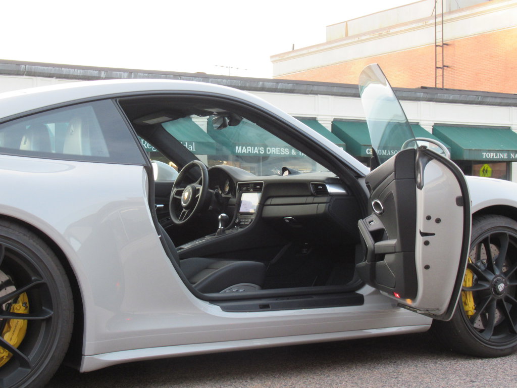 Porsche 991 GT3 Touring