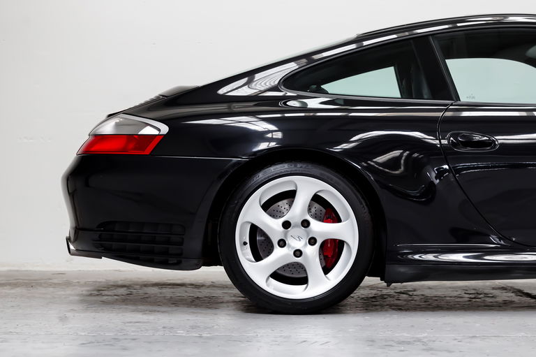 Porsche 996 Carrera 4S