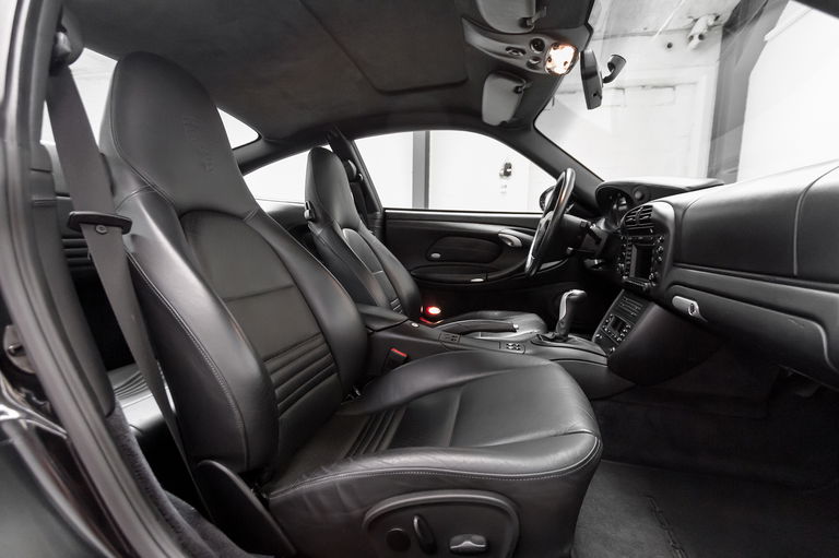 Porsche 996 Carrera 4S