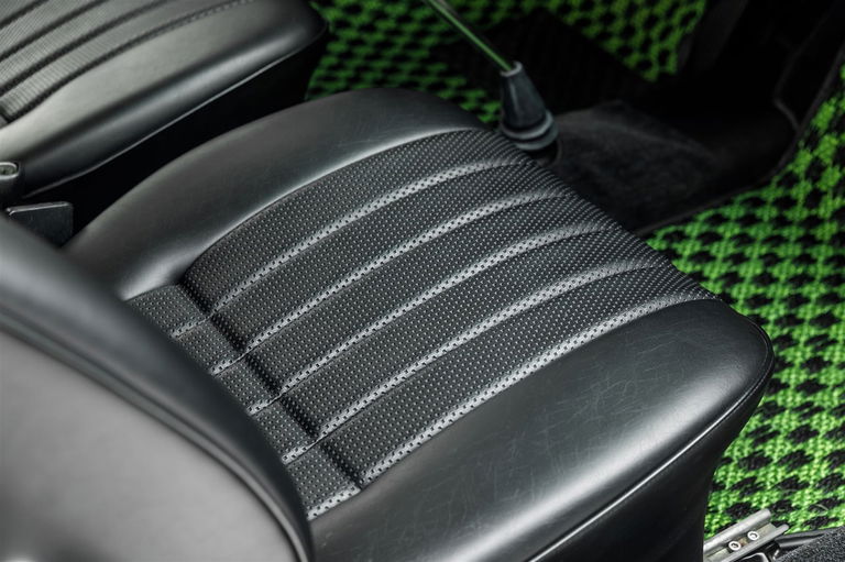 Porsche 911 S (F-Modell)