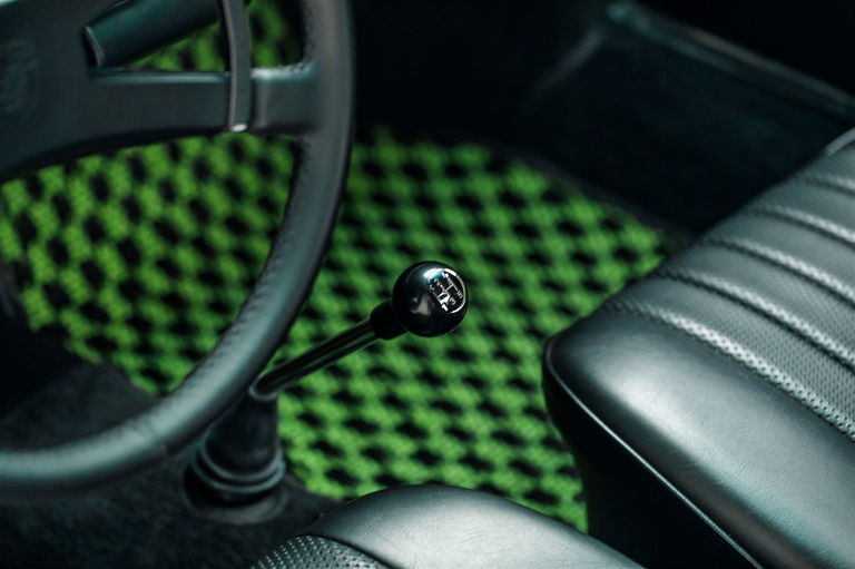 Porsche 911 S (F-Modell)