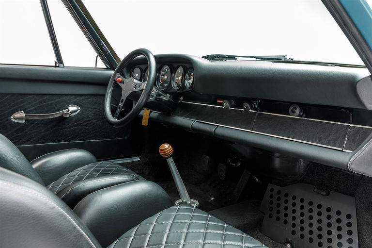 Porsche 911 Backdate