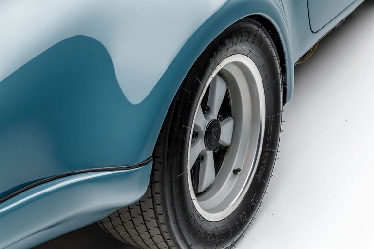 Porsche 911 Backdate