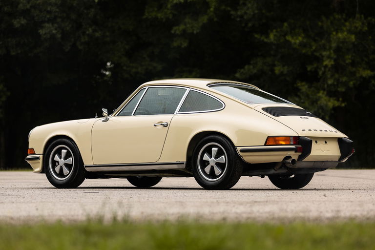 Porsche 911 S (F-Modell)