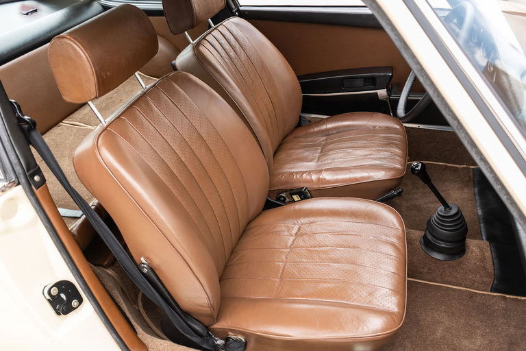 Porsche 911 S (F-Modell)