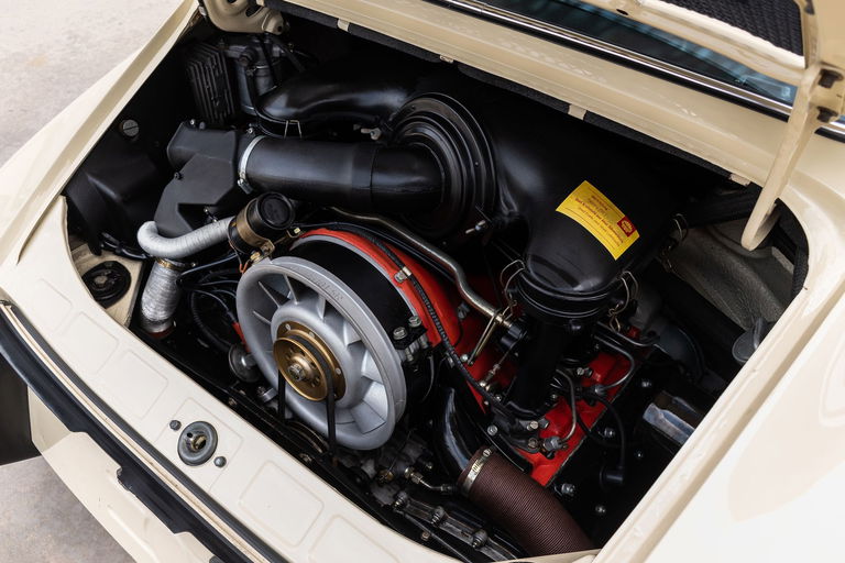 Porsche 911 S (F-Modell)