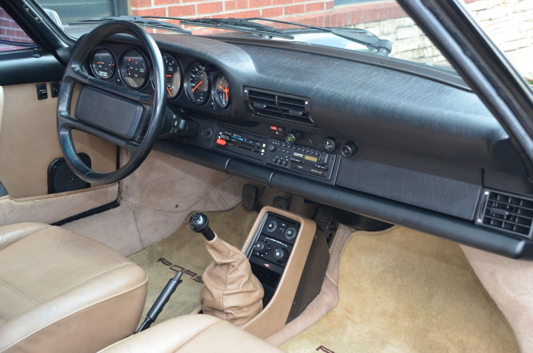 Porsche 911 Turbo 3.3 (US)