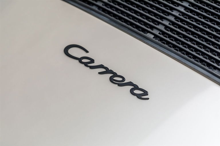 Porsche 911 Carrera 3.2 (US)