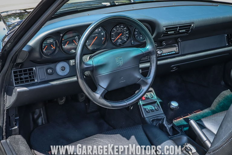Porsche 993 Carrera 4