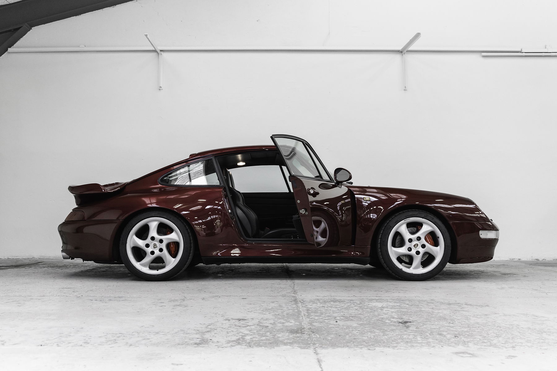 Porsche 993 Turbo 1995 - elferspot.com - Marketplace for