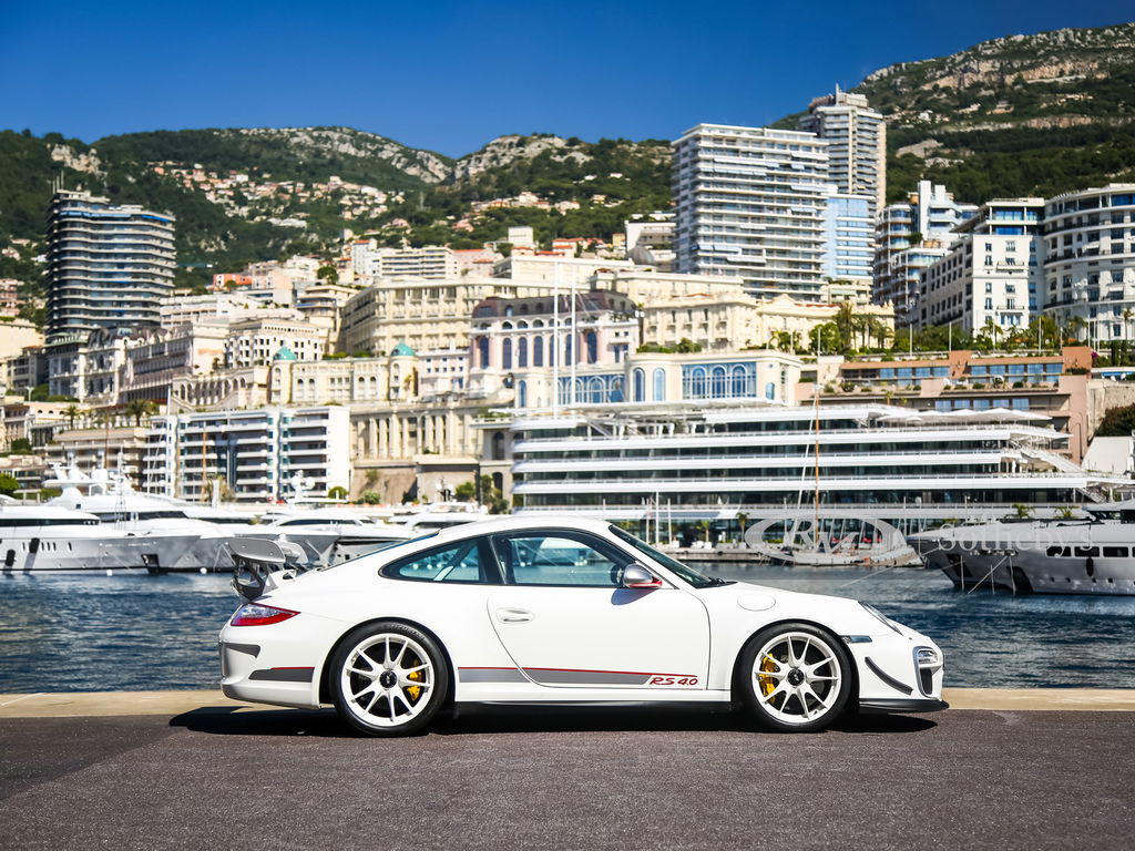 Porsche 997 GT3 RS 4.0