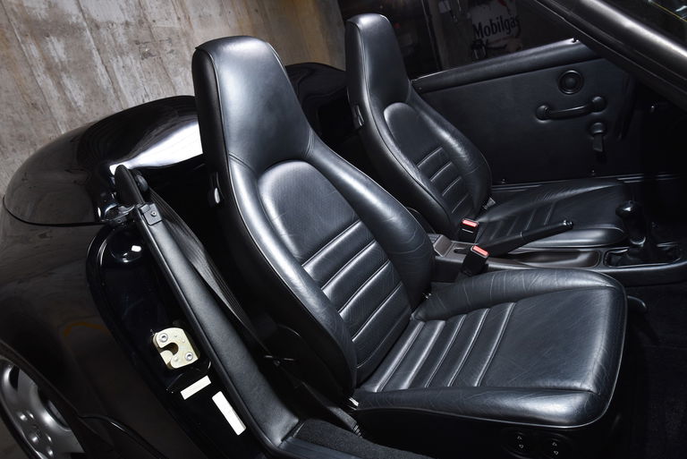 Porsche 964 Carrera 2 Speedster