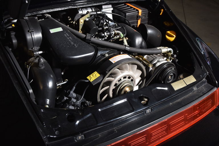 Porsche 964 Carrera 2 Speedster