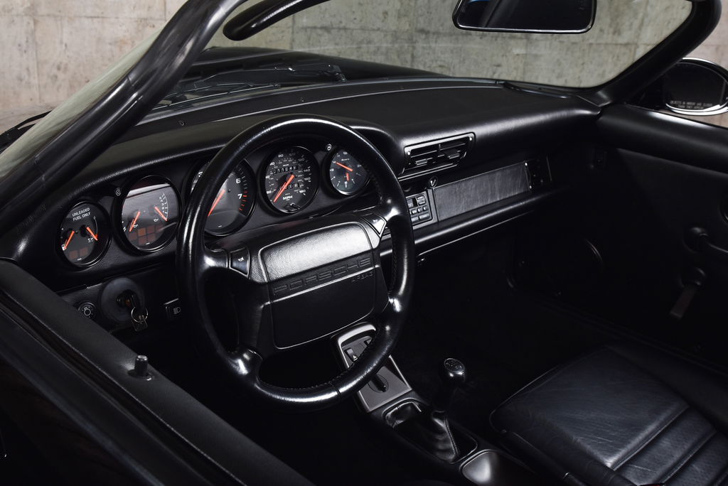 Porsche 964 Carrera 2 Speedster