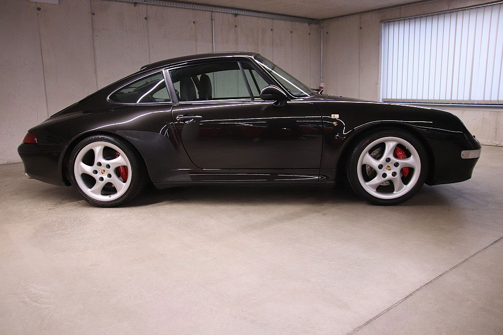 Porsche 993 Carrera 4S