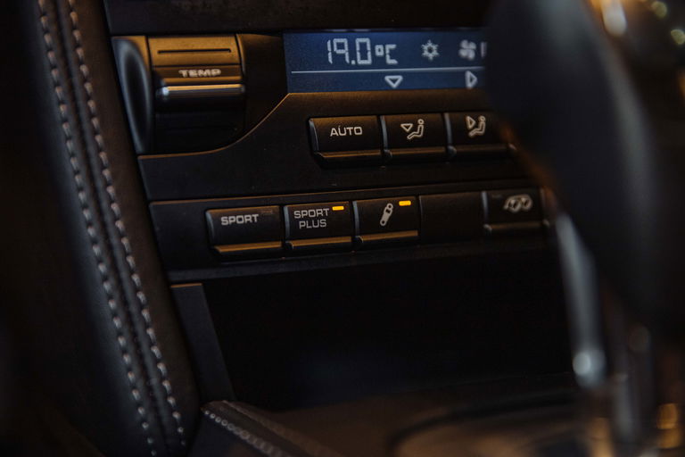 Porsche 997.2 Carrera GTS