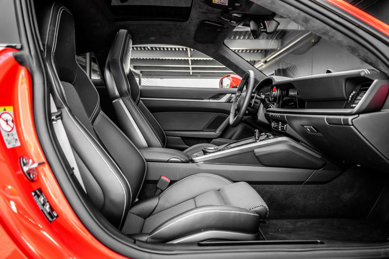 Porsche 992 Carrera S