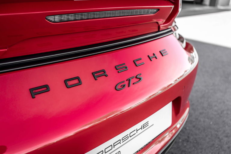 Porsche 991.2 Carrera GTS