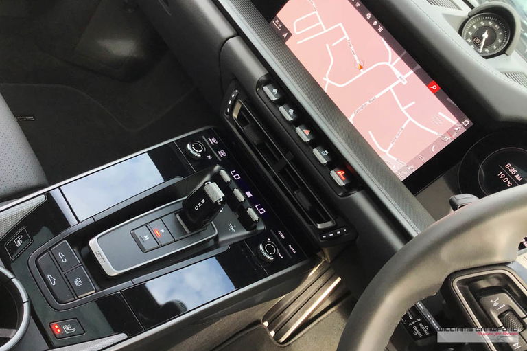 Porsche 992 Carrera 4S