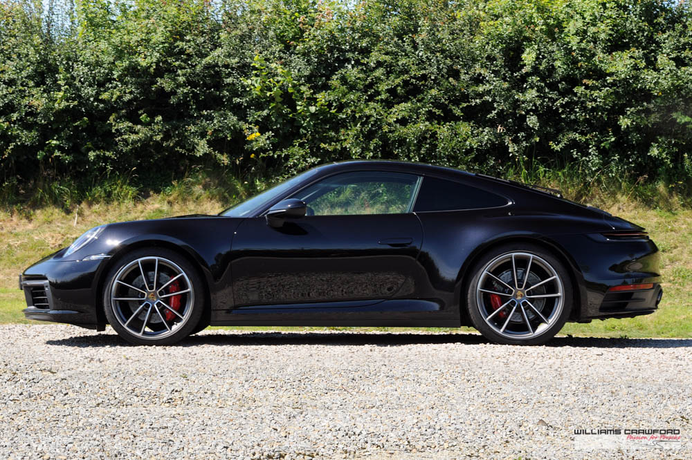 Porsche 992 Carrera 4S