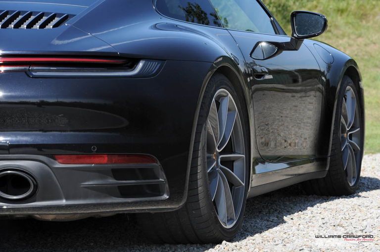 Porsche 992 Carrera 4S