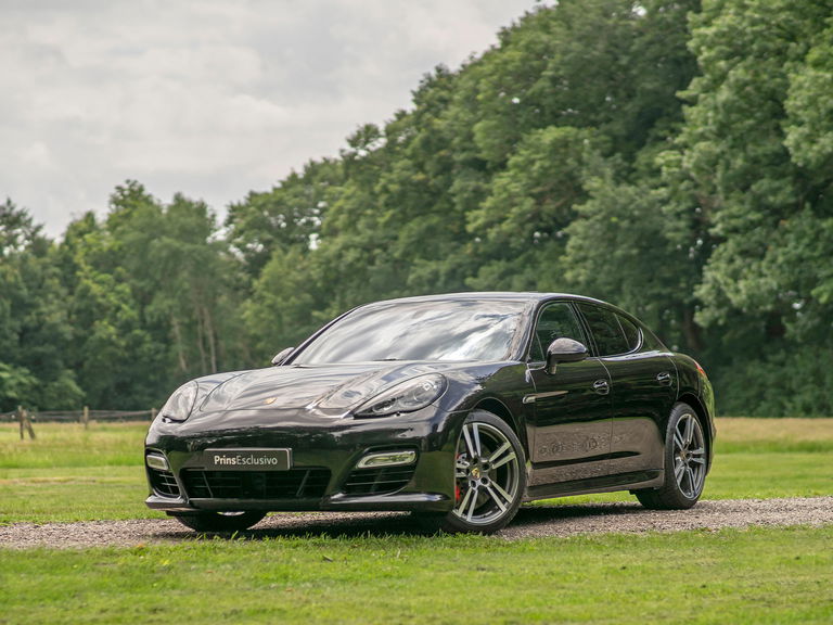 Porsche Panamera GTS