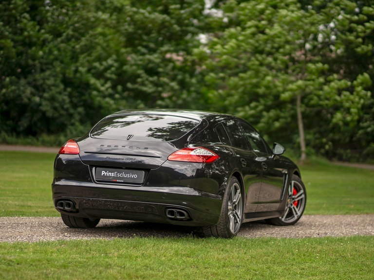 Porsche Panamera GTS