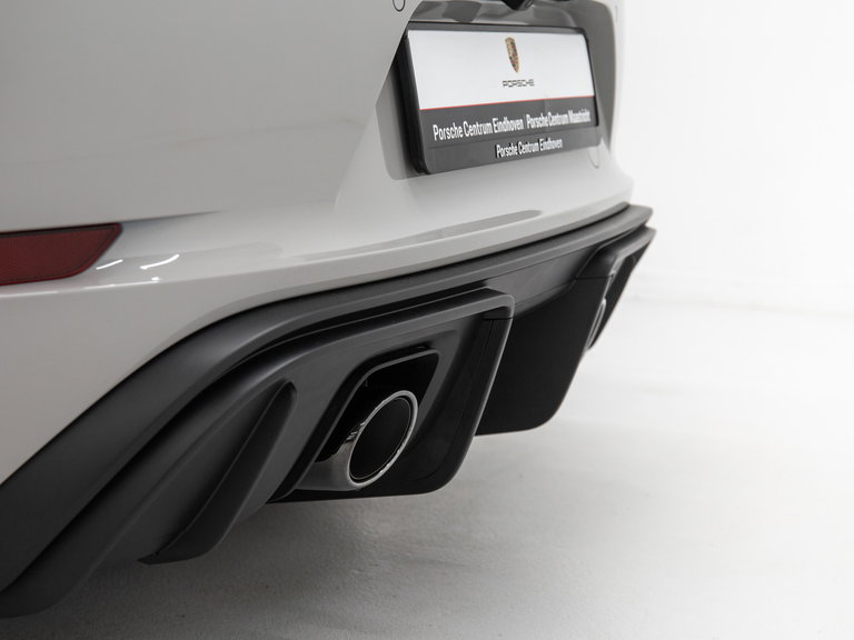 Porsche 718 Cayman GT4