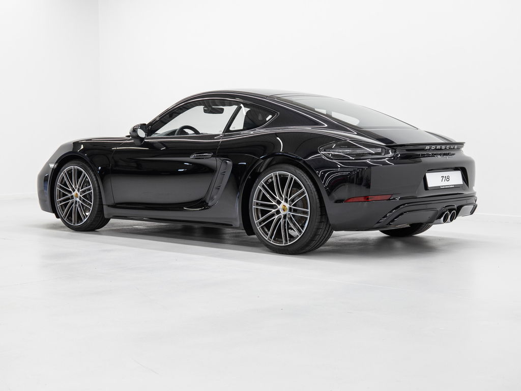 Porsche 718 Cayman