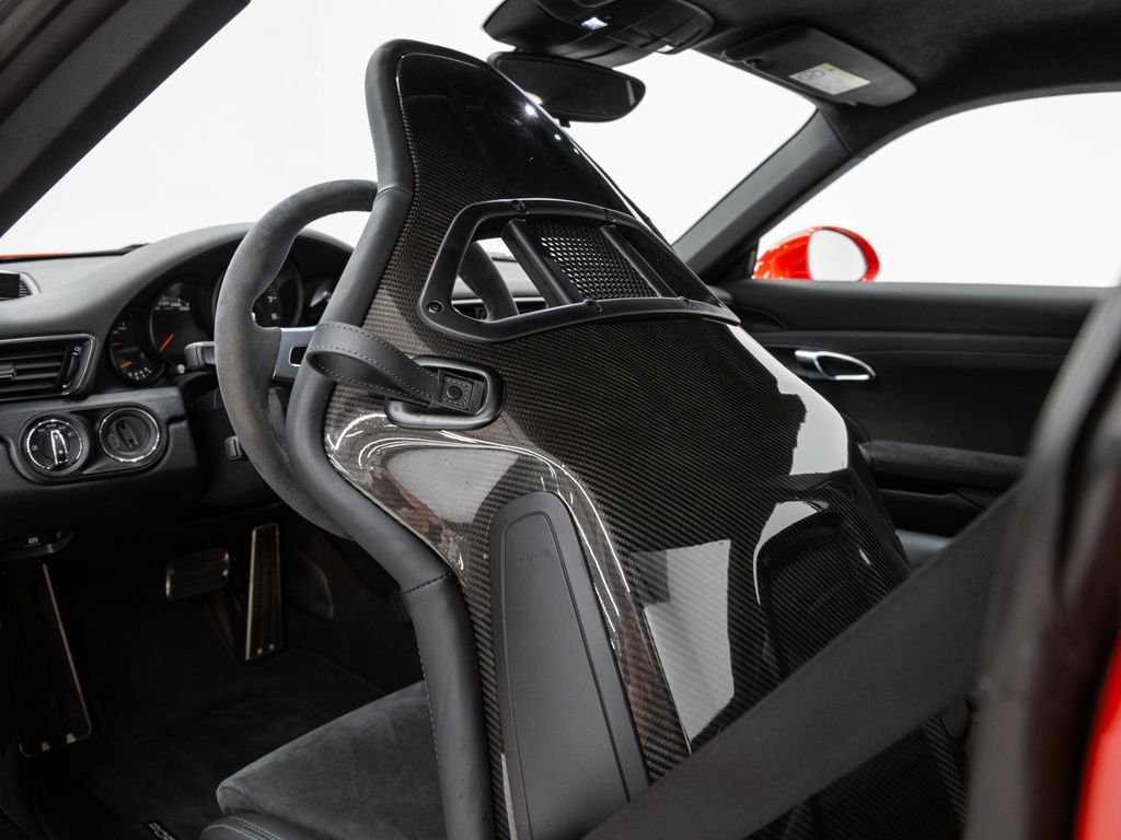 Porsche 991 Carrera GTS